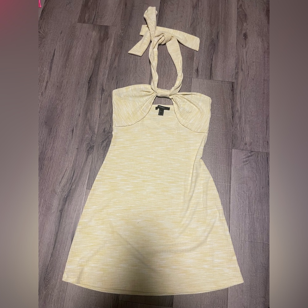 Yellow summer dress, small forever 21